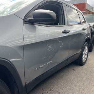 JEEP CHEROKEE SPORT - 3