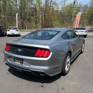 FORD MUSTANG ECOBOOST - 8