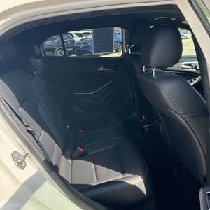 2020 Mercedes-BENZ GLA — миниатюра 34