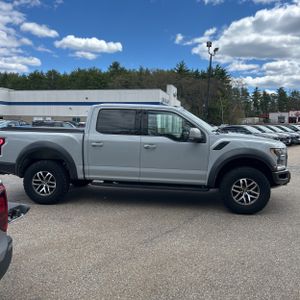 FORD F-150 RAPTOR - 10