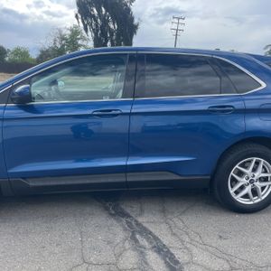 FORD EDGE SEL - 4