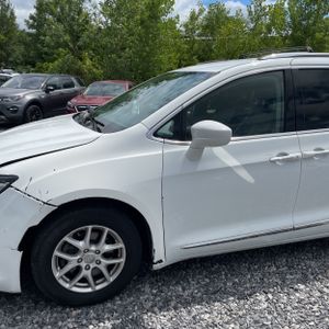 صورة 2 لـ 2020 Chrysler PACIFICA TOURING L