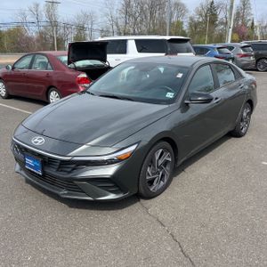 HYUNDAI ELANTRA SEL SPORT - 1