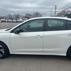 SUBARU LEGACY BASE - 4