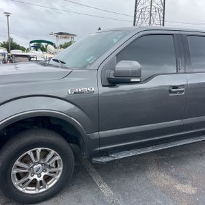 FORD F-150 LARIAT - 2