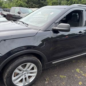 صورة 2 لـ 2019 FORD EXPLORER XLT