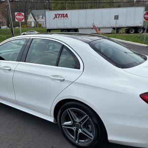 MERCEDES-BENZ E-CLASS - 6