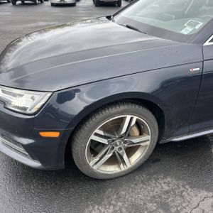 AUDI A4 2.0T PREMIUM - 2