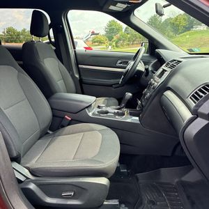 2018 FORD EXPLORER XLT thumbnail 33