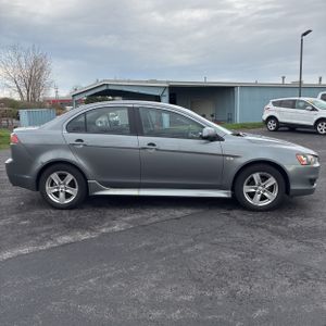 MITSUBISHI LANCER SE - 10