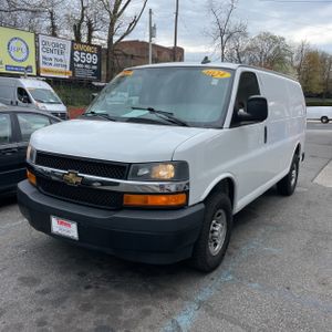 CHEVROLET EXPRESS 2500 - 1