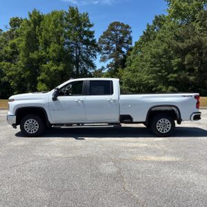 CHEVROLET SILVERADO - 3