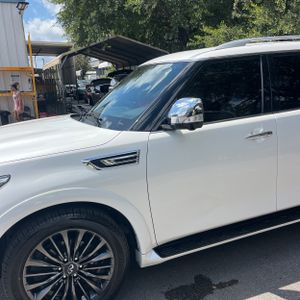 2023 Infiniti QX80 SENSORY 照片 2