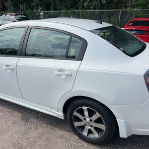 2012 Nissan SENTRA 2.0 SR 照片 6