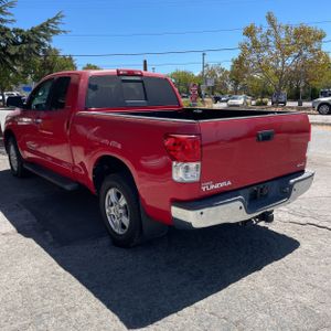 2010 Toyota TUNDRA LIMITED photo 5