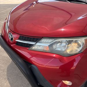 صورة 63 لـ 2014 Toyota RAV4 XLE