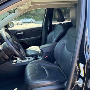 2016 JEEP CHEROKEE LIMITED — миниатюра 32