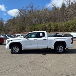 TOYOTA TUNDRA - 3