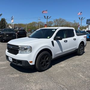 FORD MAVERICK XLT - 1