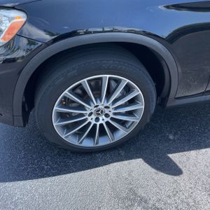 2019 Mercedes-BENZ GLC — миниатюра 17
