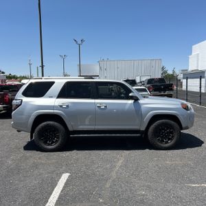 TOYOTA 4RUNNER - 10