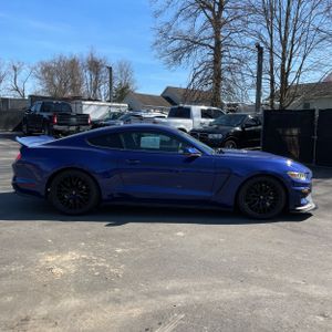 FORD MUSTANG GT PREMIUM - 10