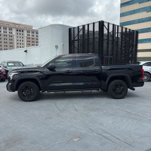 صورة 3 لـ 2025 Toyota TUNDRA SR5