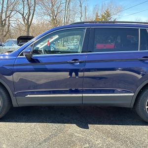 VOLKSWAGEN TIGUAN SE 4MOTION - 4