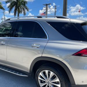 2020 Mercedes-BENZ GLE photo 6