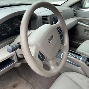 2006 JEEP GRAND CHEROKEE LAREDO — миниатюра 54