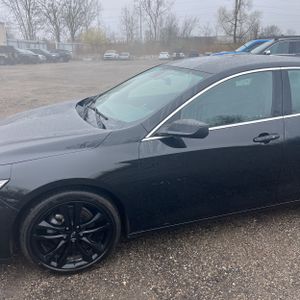 CHEVROLET MALIBU 1LT - 2