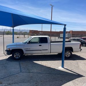 DODGE RAM 2500 ST - 3