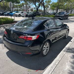 صورة 8 لـ 2017 Acura ILX BASE