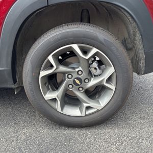 2025 Chevrolet TRAX LT — миниатюра 12