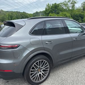 PORSCHE CAYENNE - 9
