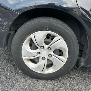 2013 Honda CIVIC LX — миниатюра 19