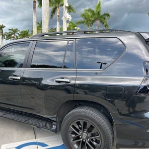 2023 Lexus GX 460 BASE — фото 6