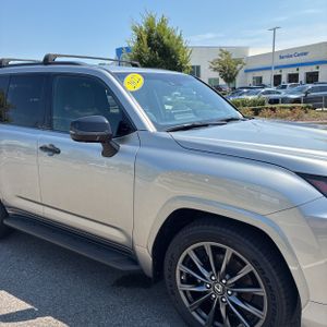 صورة 13 لـ 2022 Lexus LX 600 LUXURY