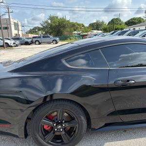 صورة 9 لـ 2017 FORD MUSTANG V6