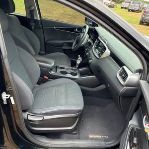 صورة مصغرة 32 لـ 2019 KIA SORENTO LX