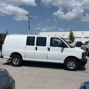 صورة 9 لـ 2021 Chevrolet EXPRESS 2500