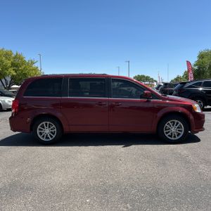 DODGE GRAND CARAVAN - 10