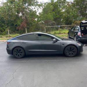 TESLA MODEL 3 BASE - 10
