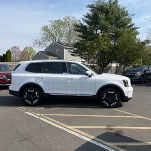 KIA TELLURIDE S - 10
