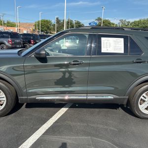 FORD EXPLORER XLT - 4