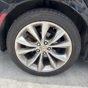 2015 Chrysler 200 S — миниатюра 19