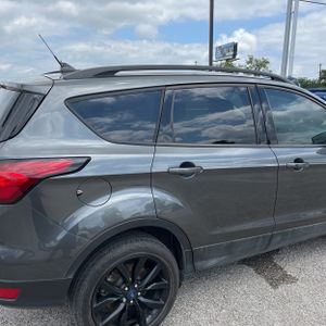 FORD ESCAPE SE - 9