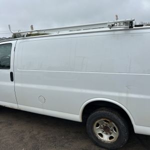 CHEVROLET EXPRESS 3500 - 6