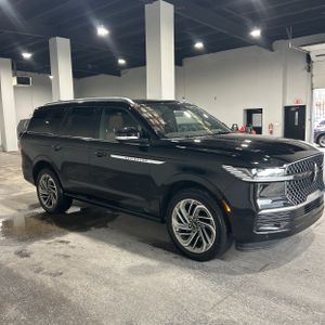 LINCOLN NAVIGATOR RESERVE - 10