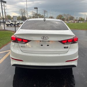 HYUNDAI ELANTRA VALUE EDITION - 7